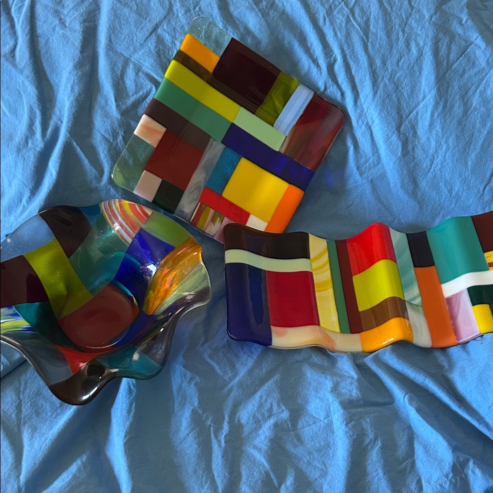 Colorful Glass Art Set. Wine bottle plate, square plate and fluted bowl.